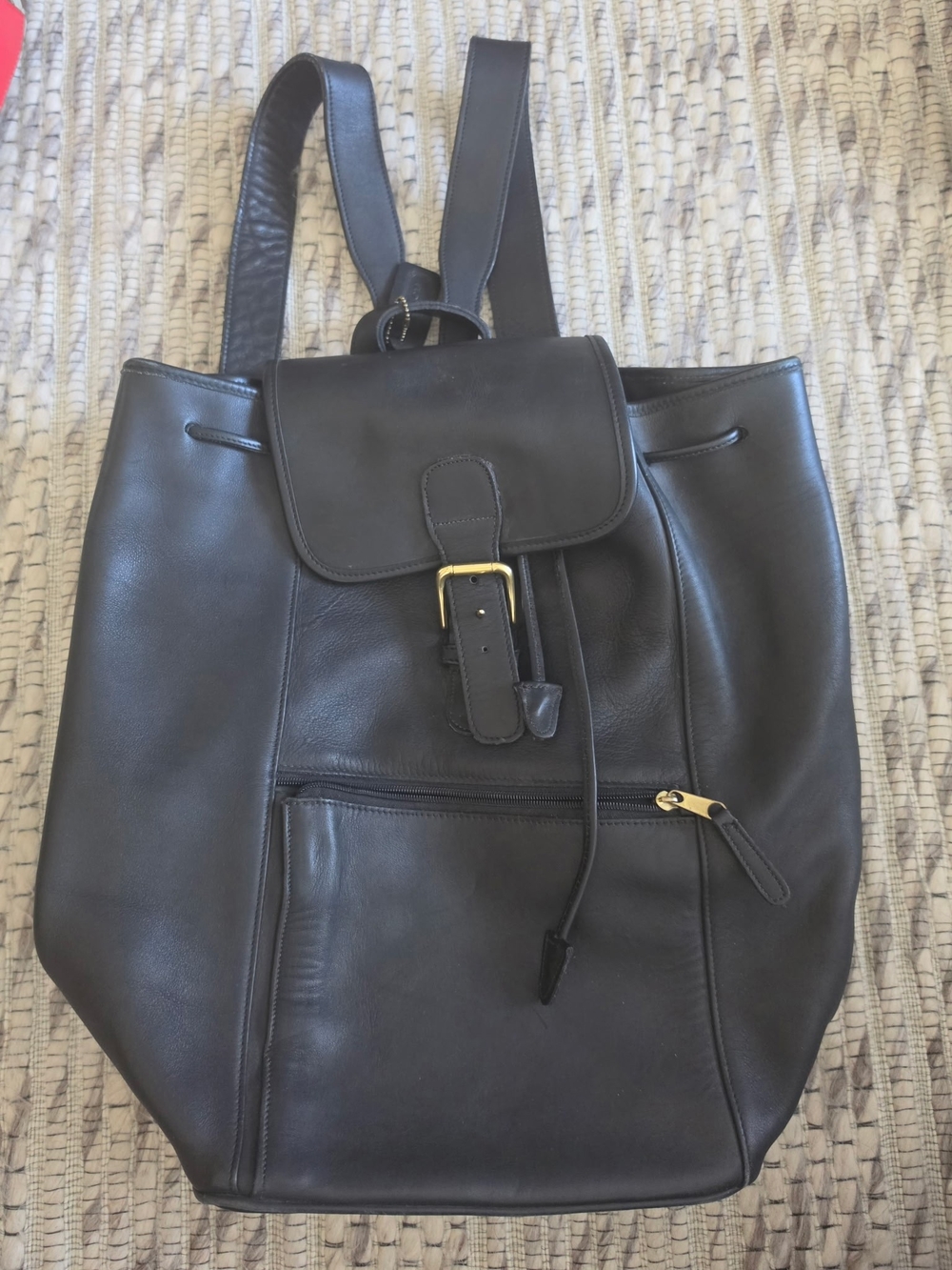 Classic COACH Black Leather Backpack Purse - Tote